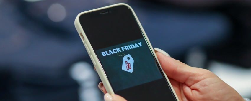 'Mi történik, ha a webshopom leáll, mert nincs, aki üzemeltesse?' Készüljön fel a Black Friday-re!
